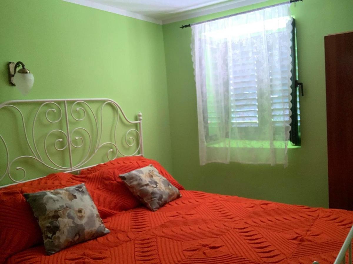 Boutique Saltaragazza * Petrovac na moru